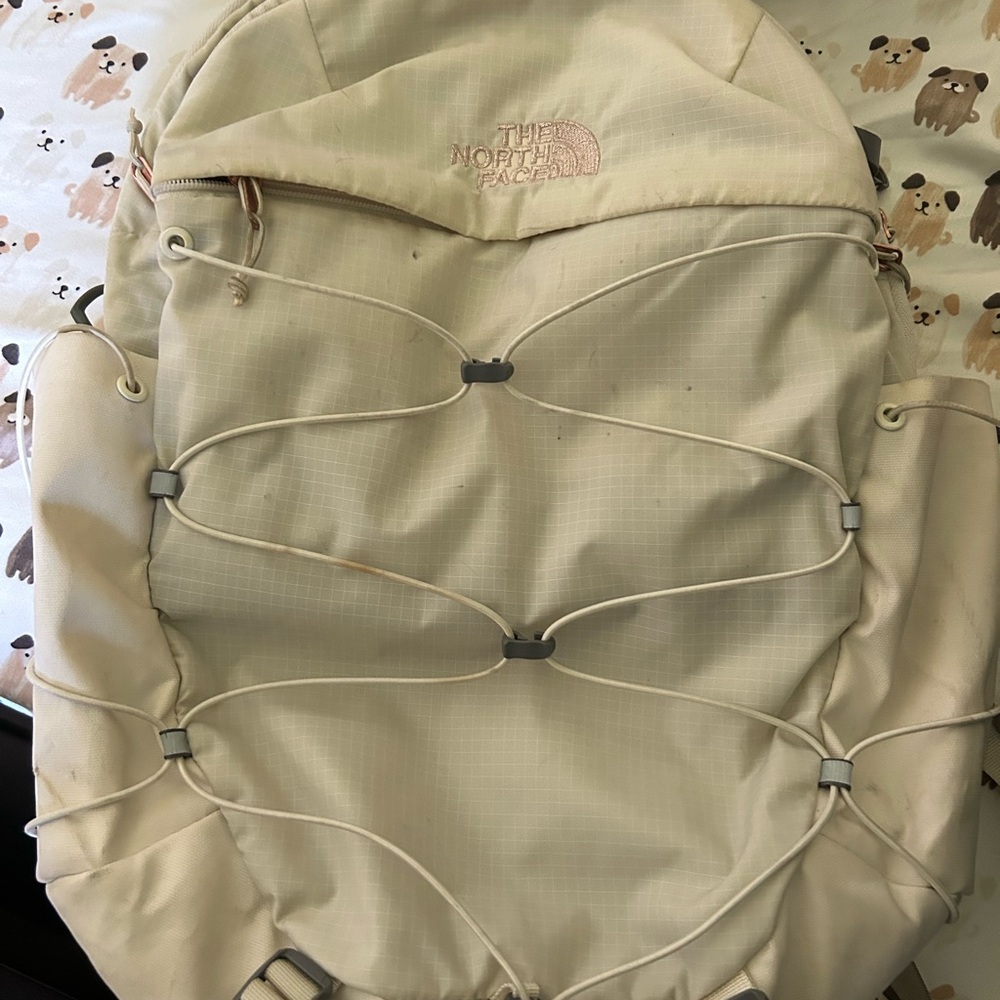 North face Boralis Backpack cream and rose gold